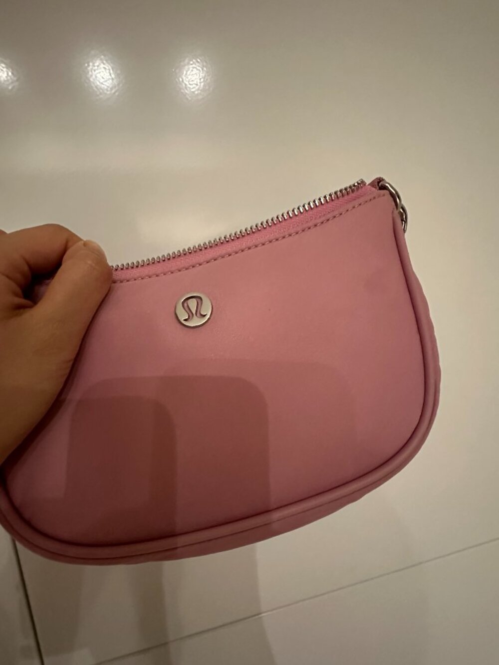 Lululemon City Essentials Mini Shoulder Bag 1L pink pearl - Picture 6 of 6